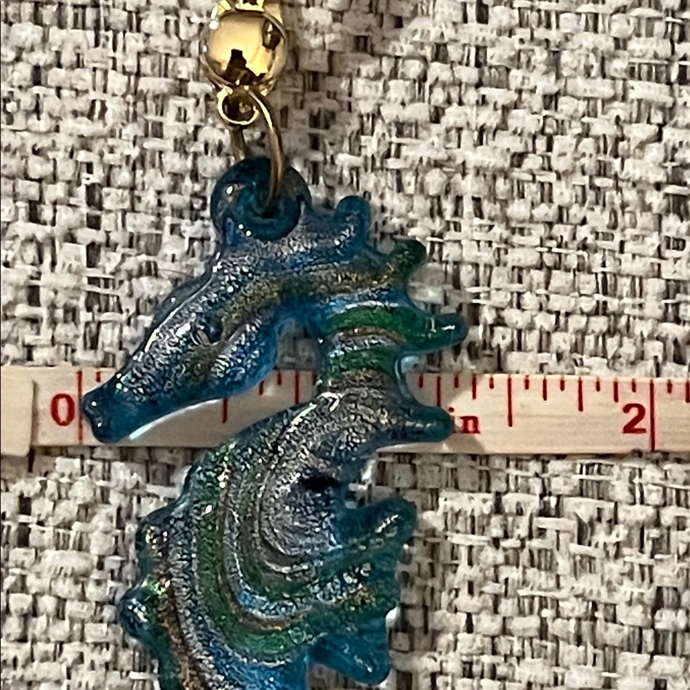 Roman RMN Seahorse Pendant Blue and Green - Picture 7 of 7